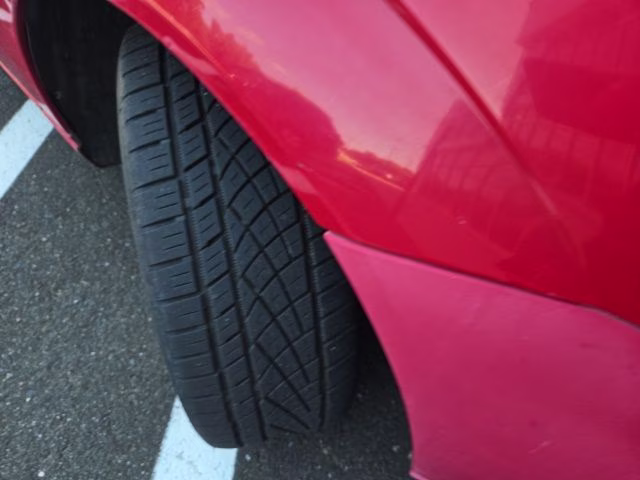2003 Red Ford Focus FWD Crossover