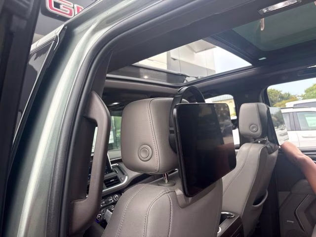 2023 Silver Sage Metallic Chevrolet Tahoe Z71 4X4 SUV