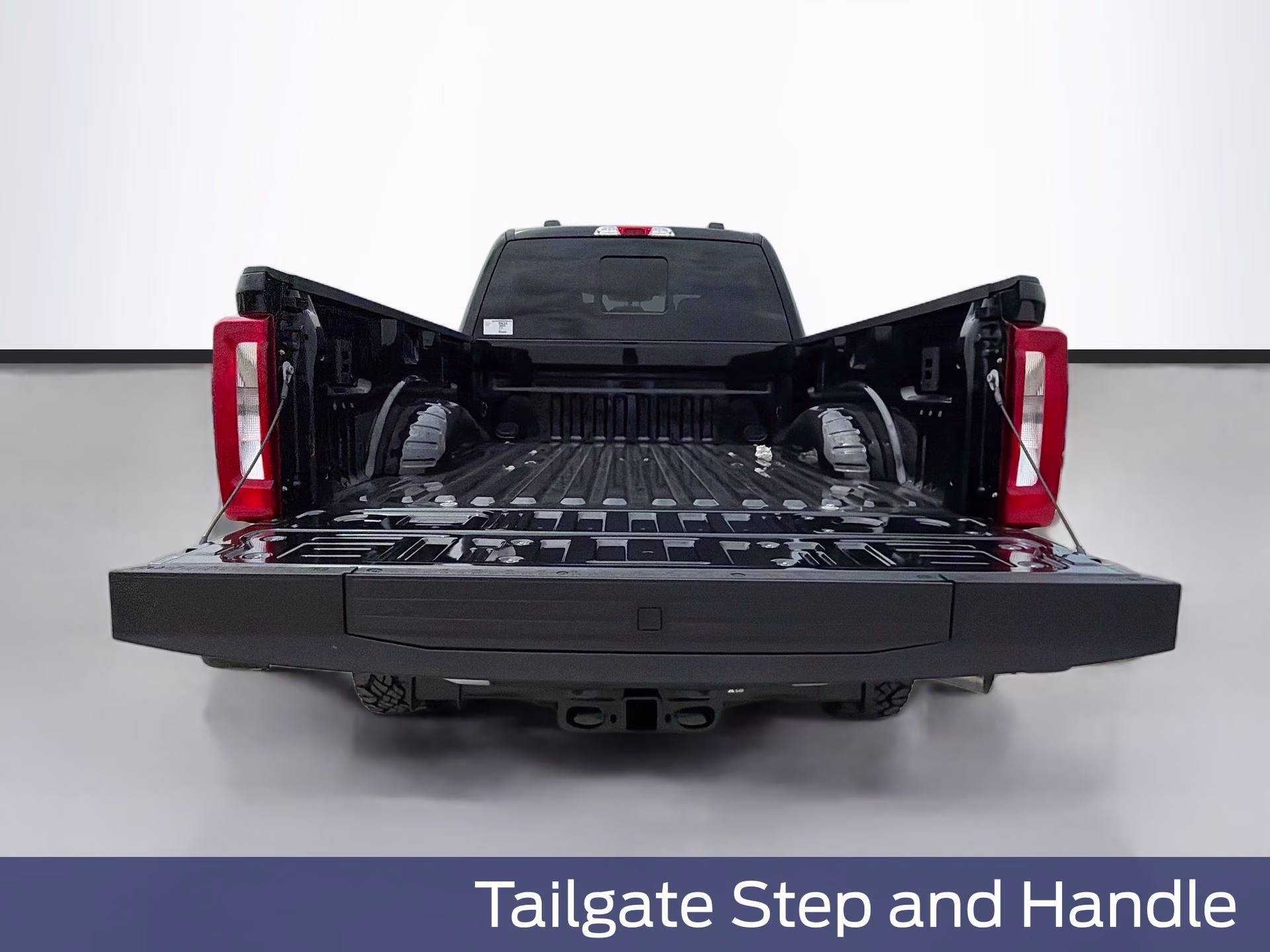 2026 Agate Black Metallic Ford Super Duty F-250 SRW XLT 4X4 Truck