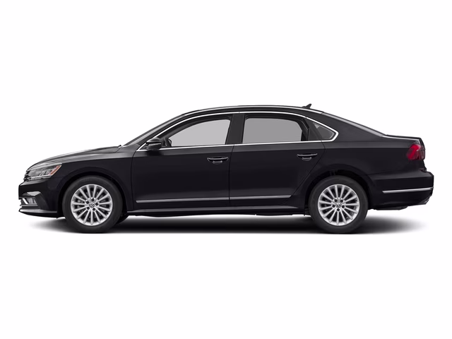 2018 Pearl Metallic Volkswagen Passat 2.0T SE w/Technology FWD Sedan