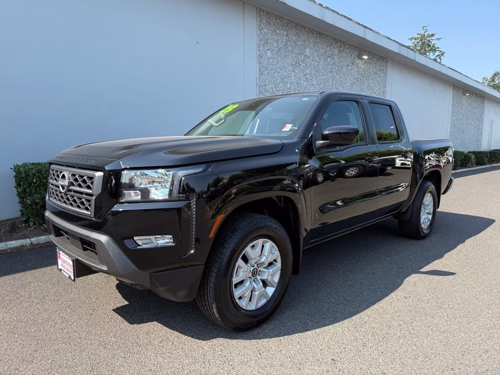 2023 Super Black Nissan Frontier SV 4X4 Truck