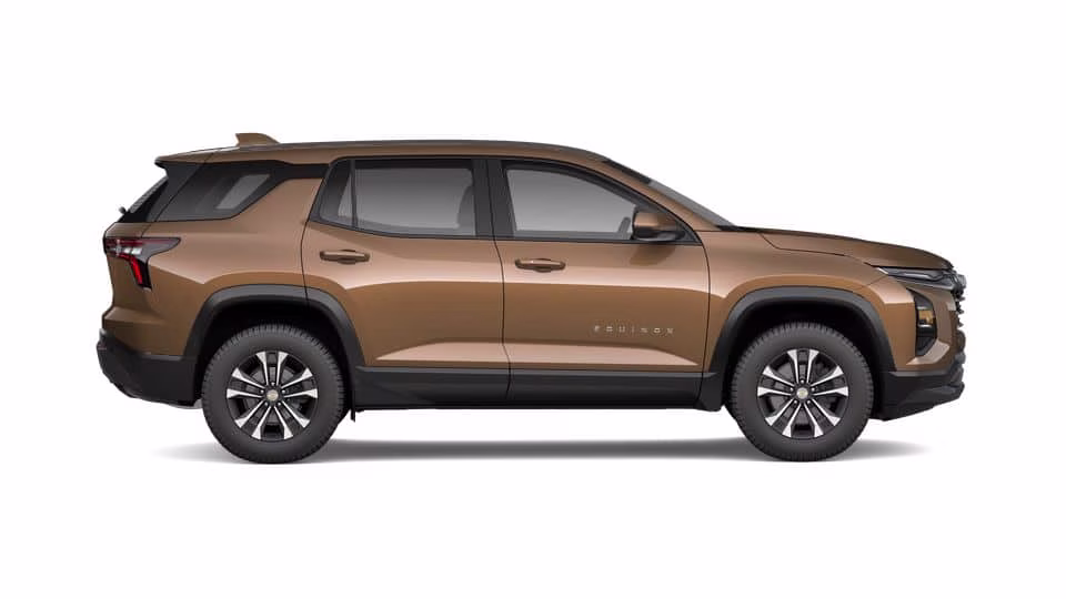 2027 Silver Chevrolet Equinox LT FWD SUV