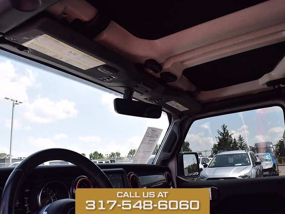 2020 Bright White Clearcoat Jeep Wrangler Unlimited Sahara Altitude 4X4 SUV