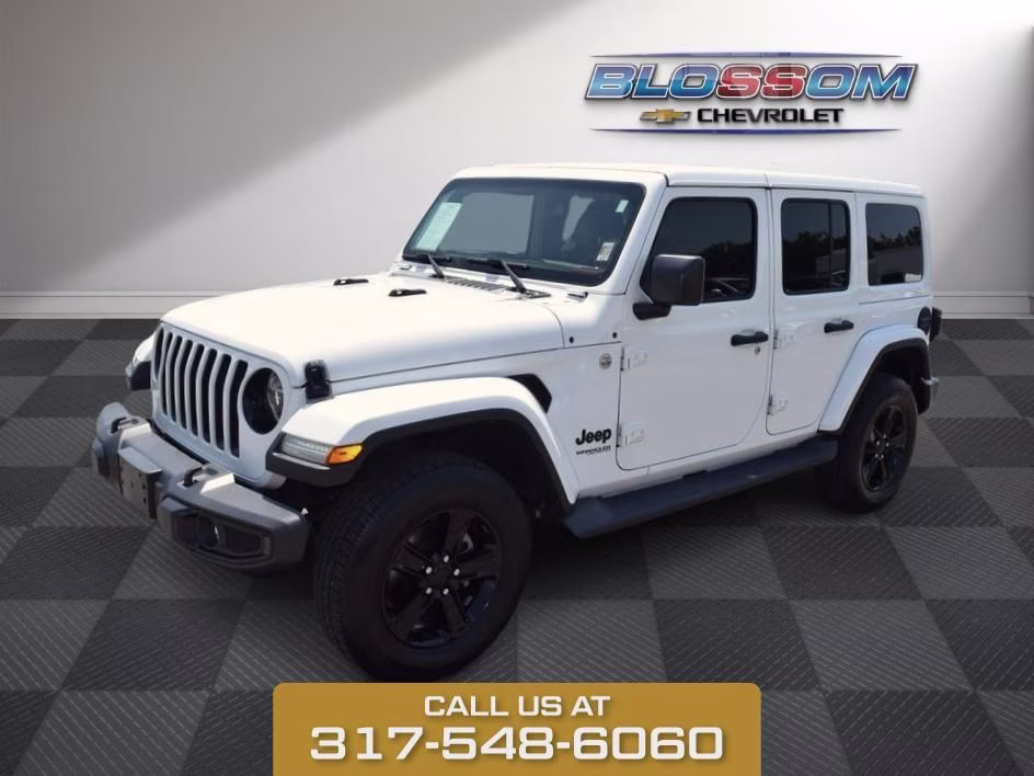 2020 Bright White Clearcoat Jeep Wrangler Unlimited Sahara Altitude 4X4 SUV