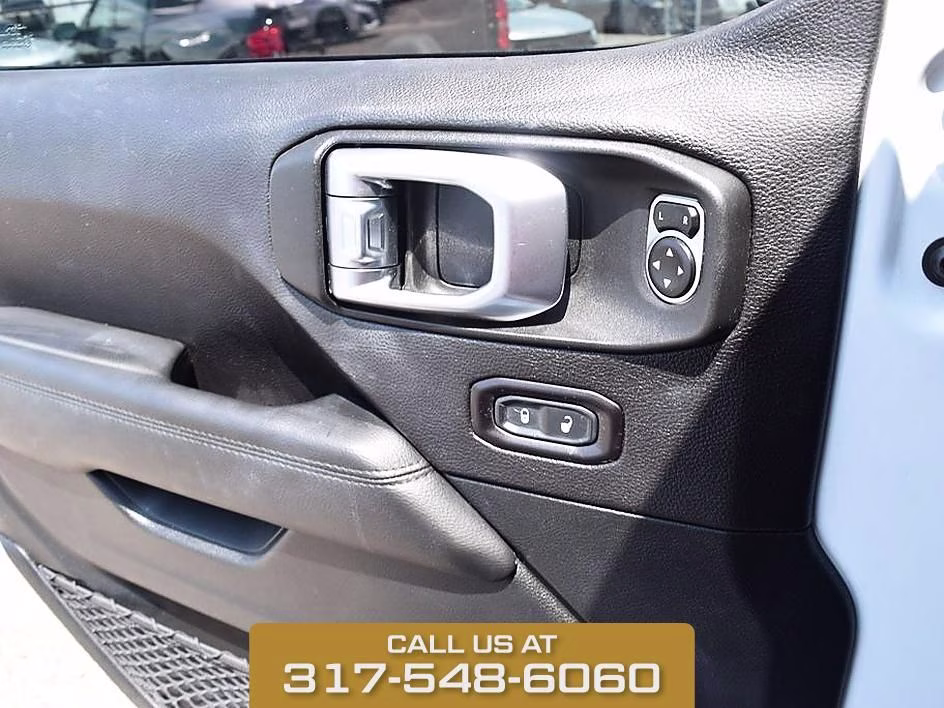2020 Bright White Clearcoat Jeep Wrangler Unlimited Sahara Altitude 4X4 SUV