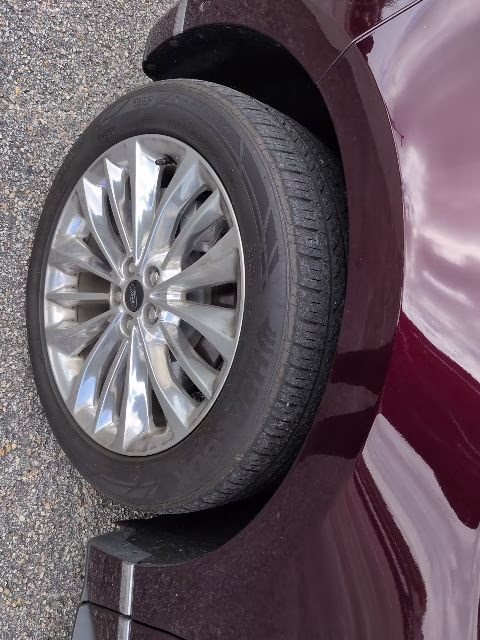 2024 Burgundy Velvet Metallic Tinted Clearcoat Ford Edge Titanium AWD SUV