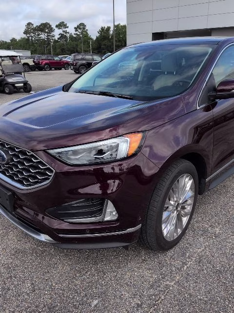2024 Burgundy Velvet Metallic Tinted Clearcoat Ford Edge Titanium AWD SUV