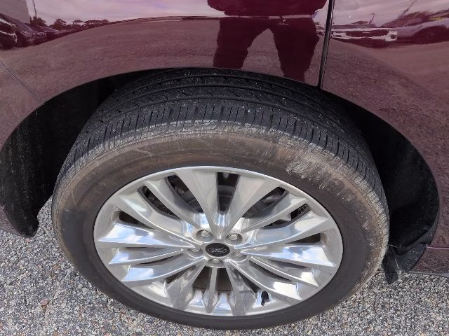 2024 Burgundy Velvet Metallic Tinted Clearcoat Ford Edge Titanium AWD SUV