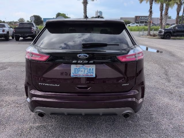 2024 Burgundy Velvet Metallic Tinted Clearcoat Ford Edge Titanium AWD SUV