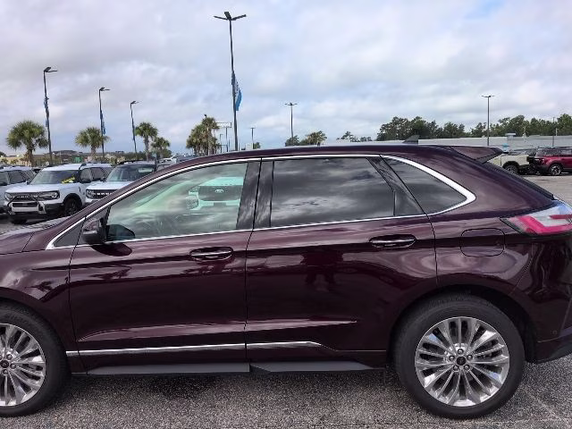 2024 Burgundy Velvet Metallic Tinted Clearcoat Ford Edge Titanium AWD SUV