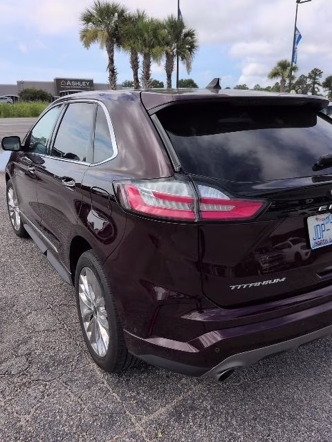 2024 Burgundy Velvet Metallic Tinted Clearcoat Ford Edge Titanium AWD SUV