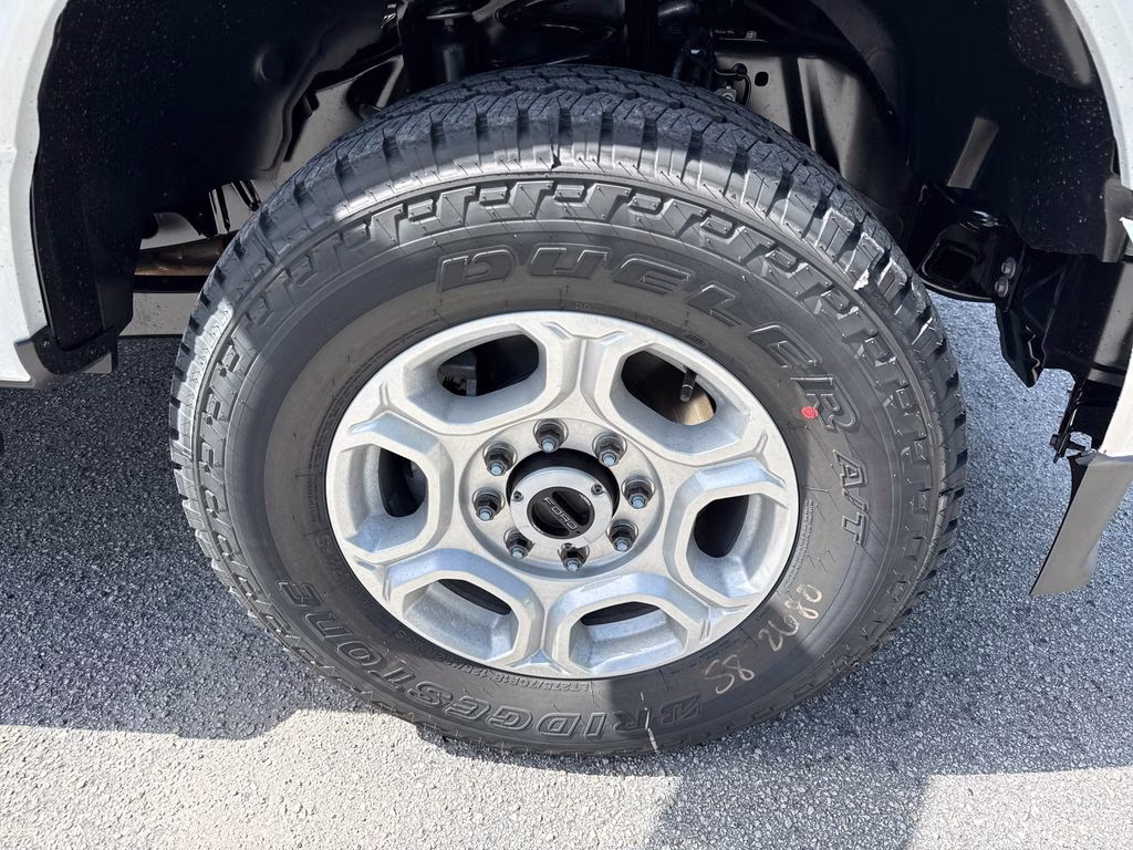 2026 Avalanche Ford Super Duty F-250 SRW XLT 4X4 Truck