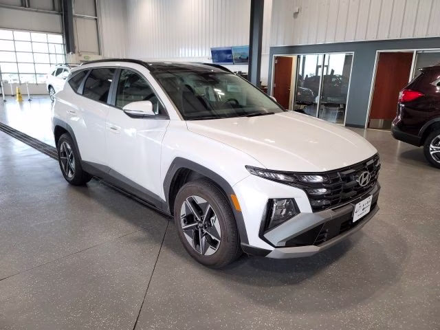 2025 Creamy White Pearl Hyundai Tucson Hybrid SEL Convenience AWD SUV