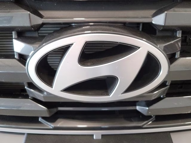 2025 Creamy White Pearl Hyundai Tucson Hybrid SEL Convenience AWD SUV
