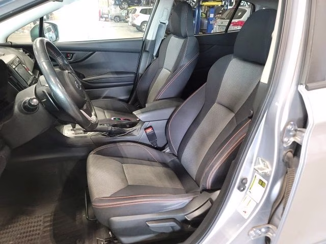 2018 Ice Silver Metallic Subaru Crosstrek 2.0i Premium AWD SUV