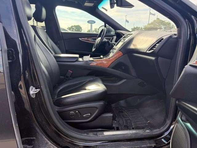 2018 Black Velvet Metallic Lincoln MKX Reserve AWD SUV