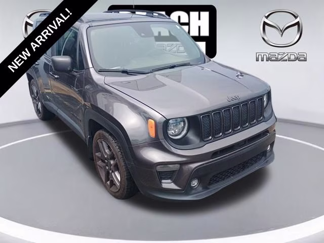 2021 Granite Crystal Metallic Clearcoat Jeep Renegade Latitude FWD SUV