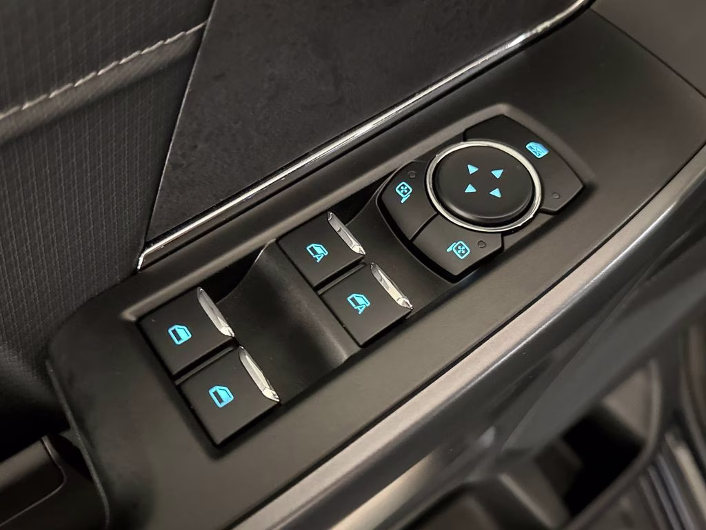 2025 Antimatter Blue Metallic Ford F-150 XLT 4X4 Truck