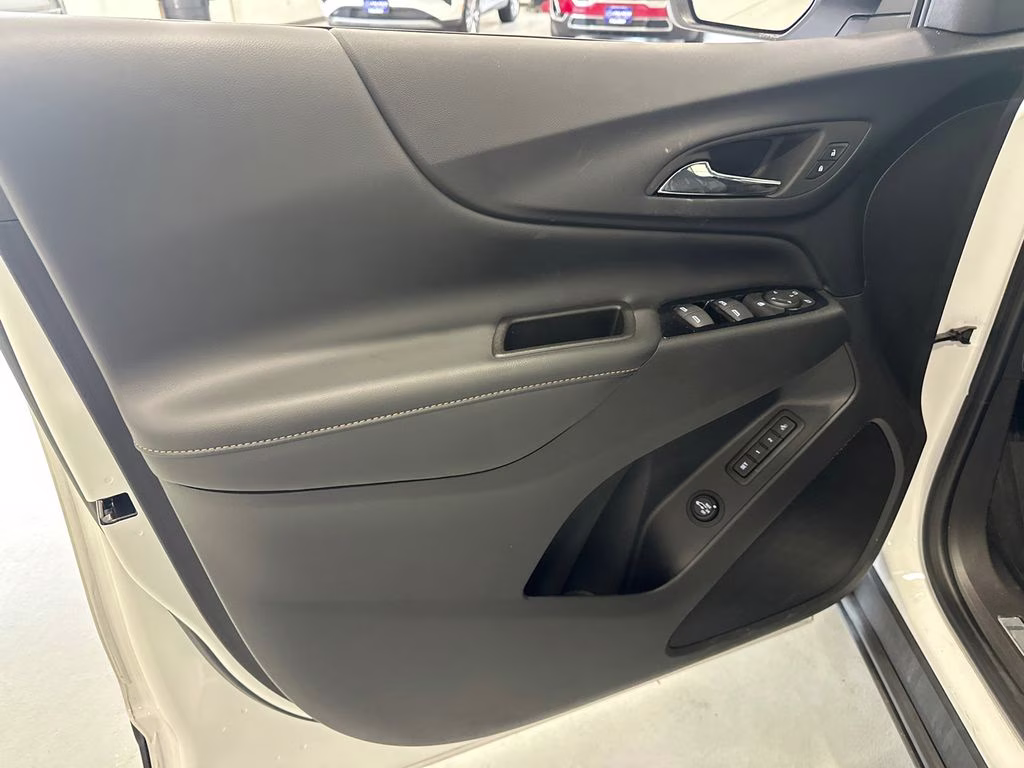 2023 Summit White Chevrolet Equinox Premier AWD SUV