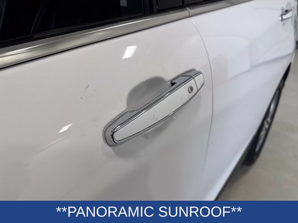 2023 Summit White Chevrolet Equinox Premier AWD SUV