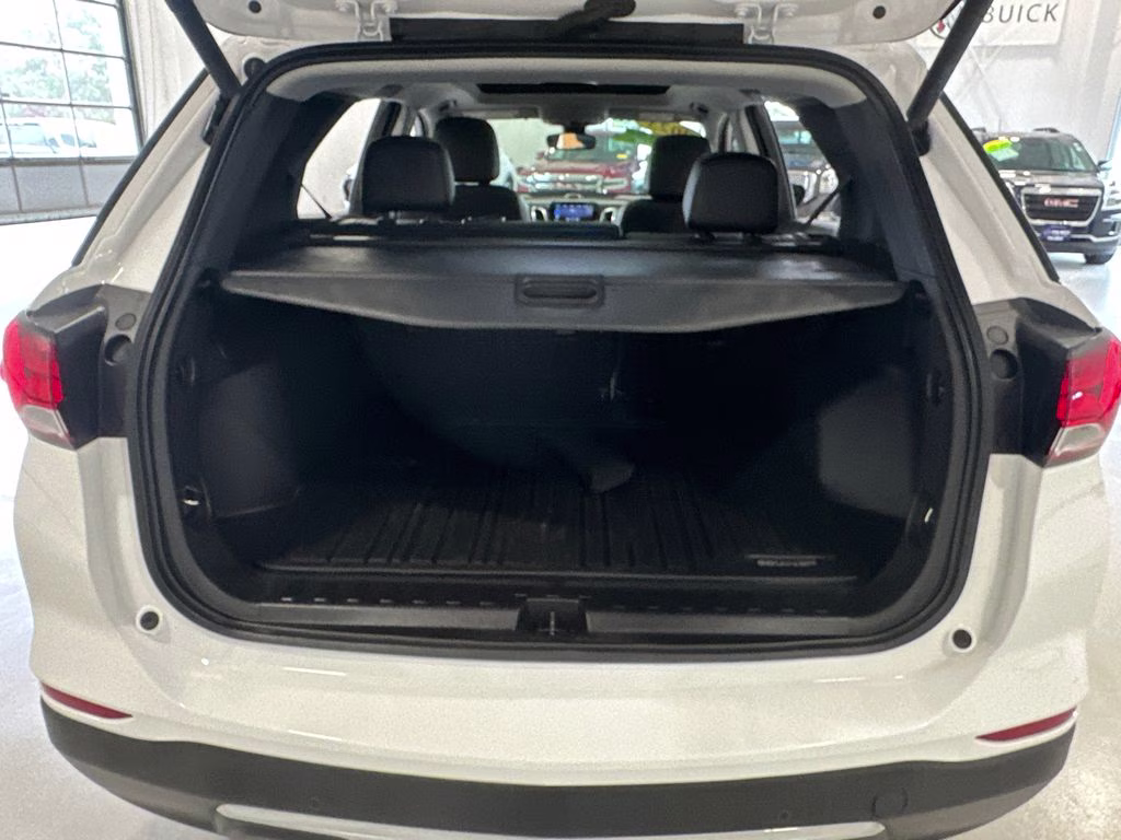 2023 Summit White Chevrolet Equinox Premier AWD SUV