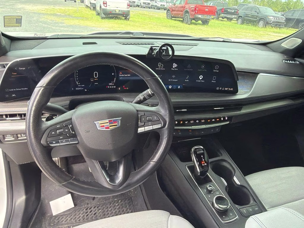 2024 Crystal White Tricoat Cadillac XT4 Sport FWD SUV