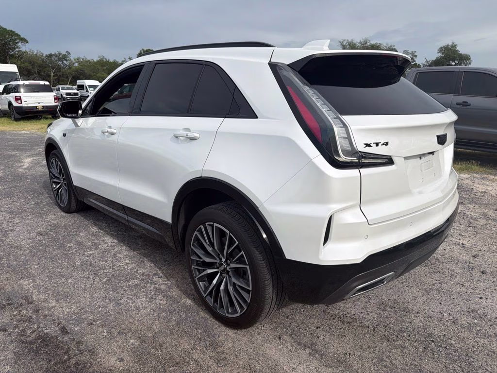 2024 Crystal White Tricoat Cadillac XT4 Sport FWD SUV