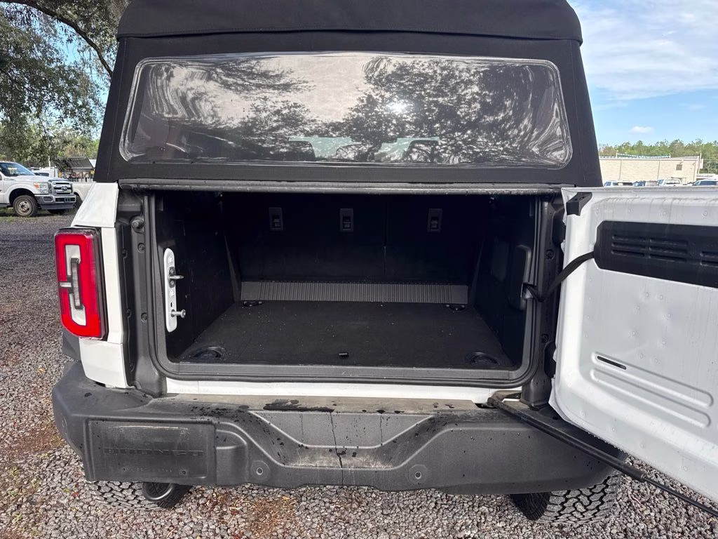 2025 Oxford White Ford Bronco Outer Banks 4X4 SUV