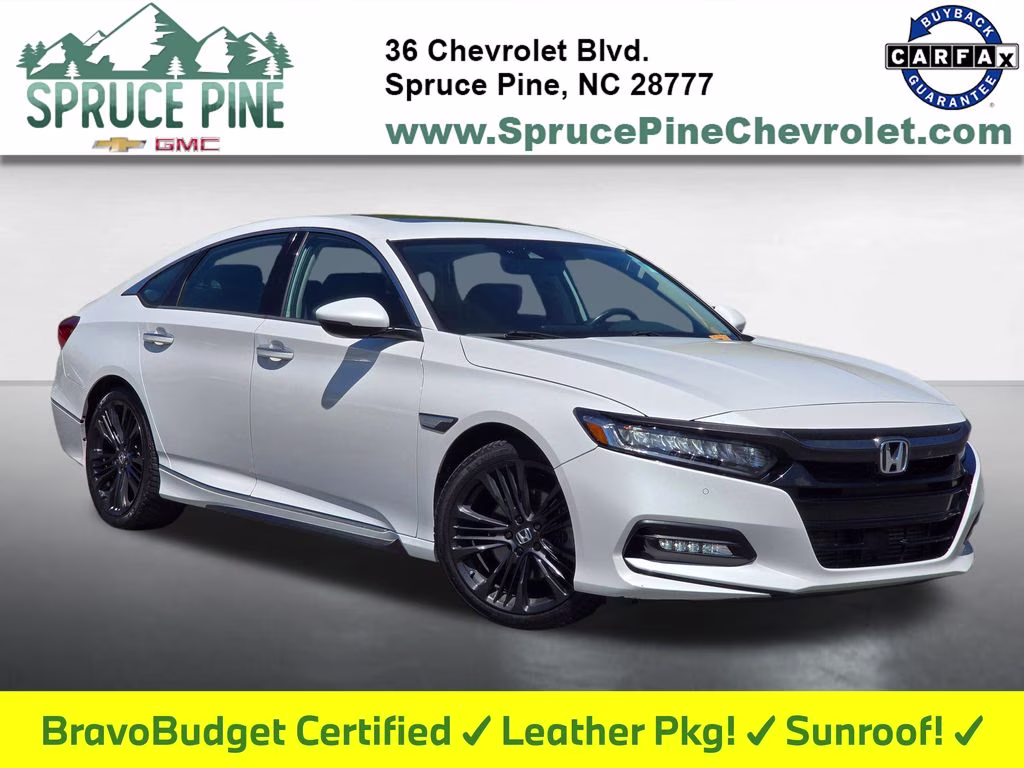 2018 Platinum White Pearl Honda Accord Touring 2.0T FWD Sedan