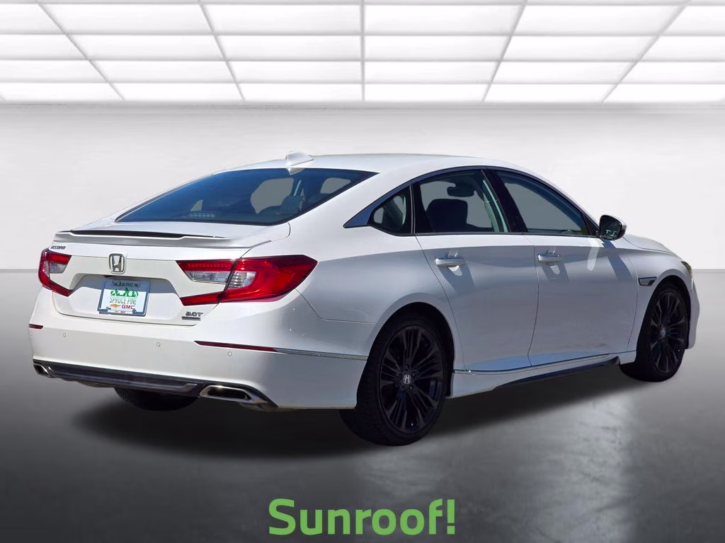 2018 Platinum White Pearl Honda Accord Touring 2.0T FWD Sedan