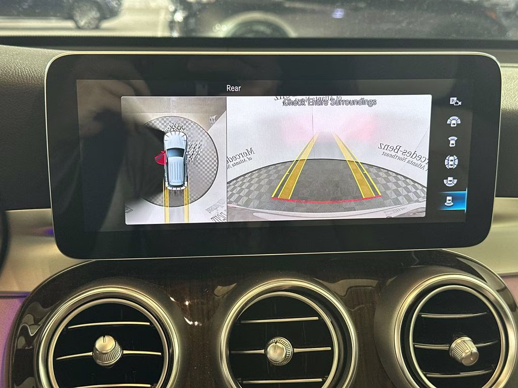 2022 Mojave Silver Metallic Mercedes-Benz GLC GLC 300 RWD SUV