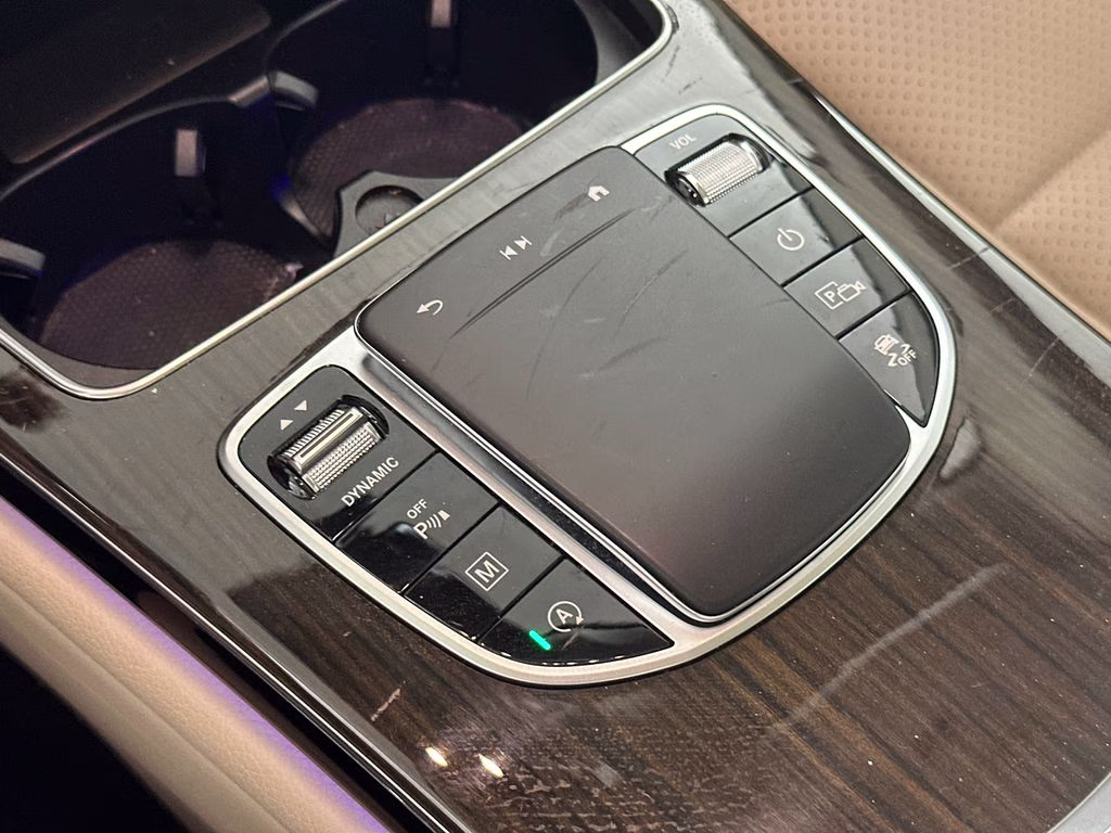 2022 Mojave Silver Metallic Mercedes-Benz GLC GLC 300 RWD SUV