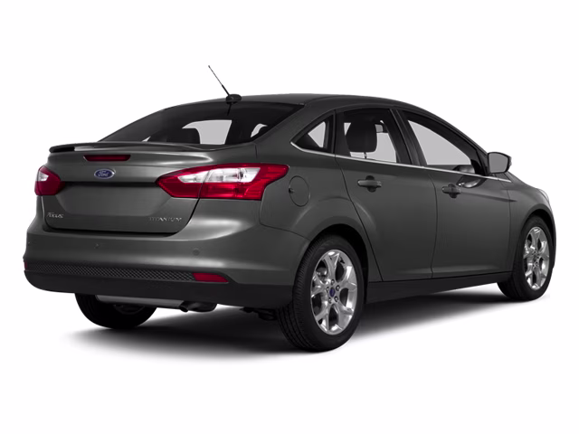2014 Sterling Gray Metallic Ford Focus SE FWD Sedan