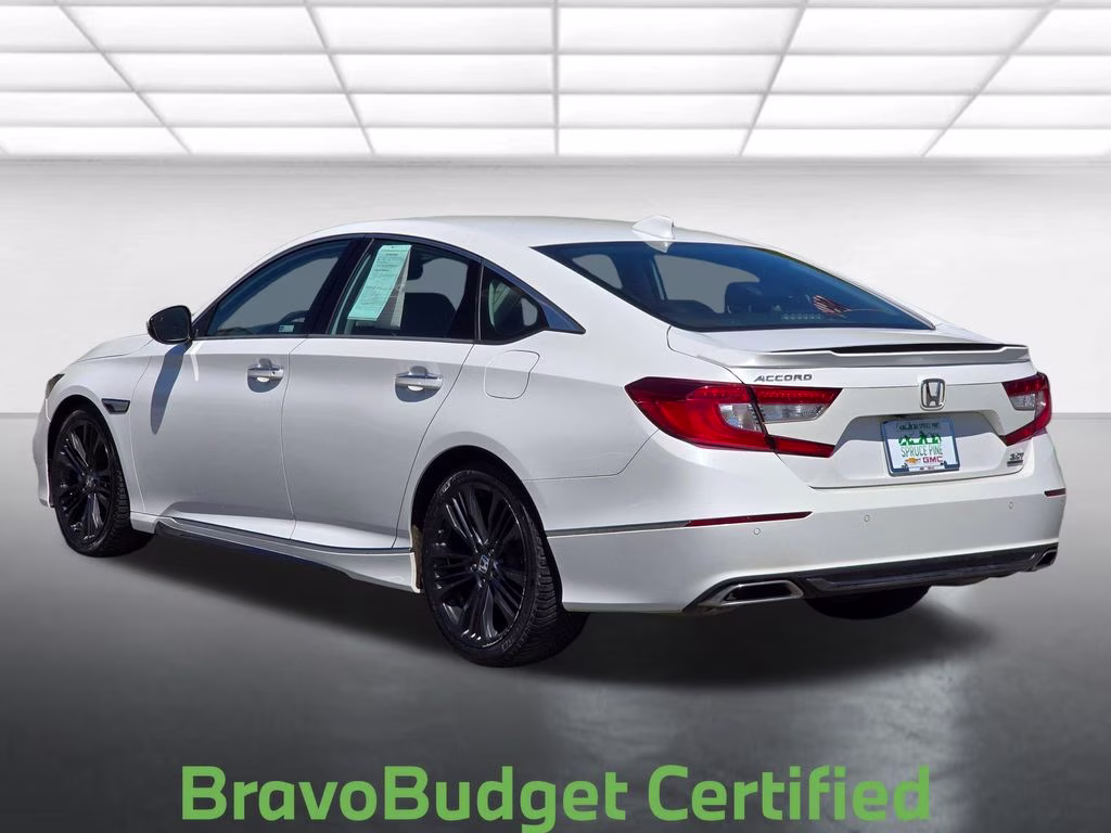 2018 Platinum White Pearl Honda Accord Touring 2.0T FWD Sedan