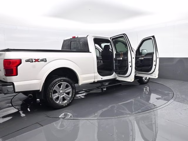 2019 White Ford F-150 4X4 Truck