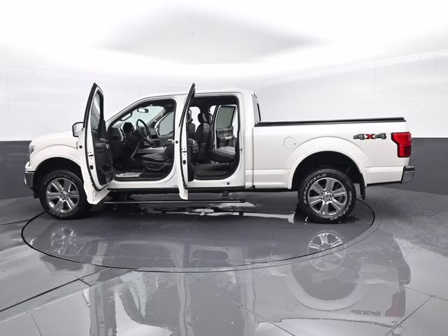 2019 White Ford F-150 4X4 Truck