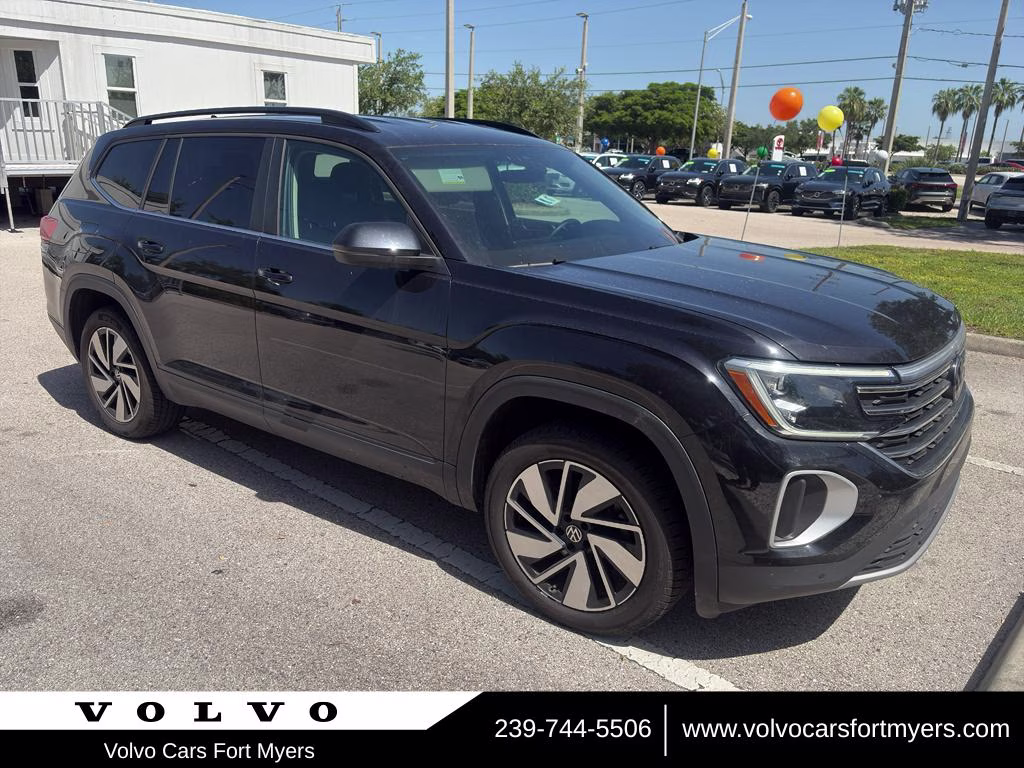 2025 Deep Black Pearl Volkswagen Atlas 2.0T SE w/Technology FWD SUV
