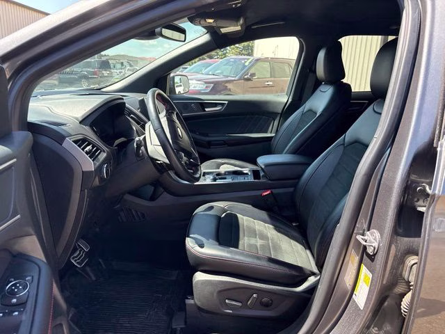 2023 Carbonized Gray Metallic Ford Edge ST Line AWD SUV