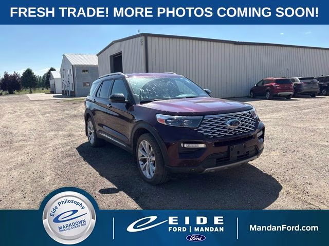 2022 Burgundy Ford Explorer Platinum 4X4 SUV
