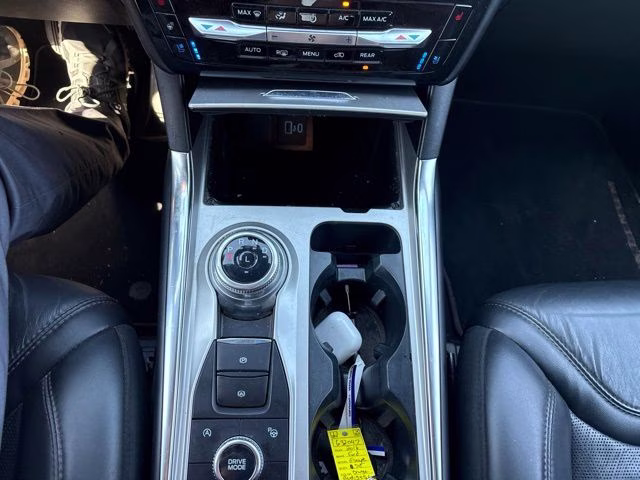 2022 Burgundy Ford Explorer Platinum 4X4 SUV