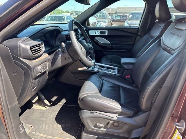 2022 Burgundy Ford Explorer Platinum 4X4 SUV