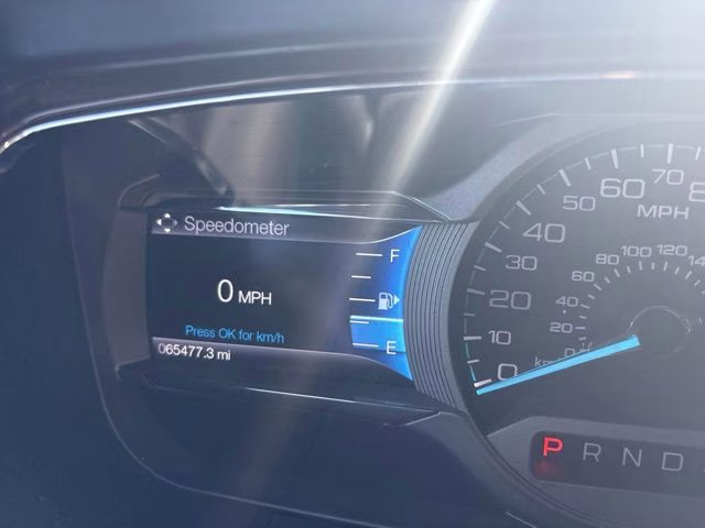 2017 Silver Ford Taurus Limited AWD Sedan