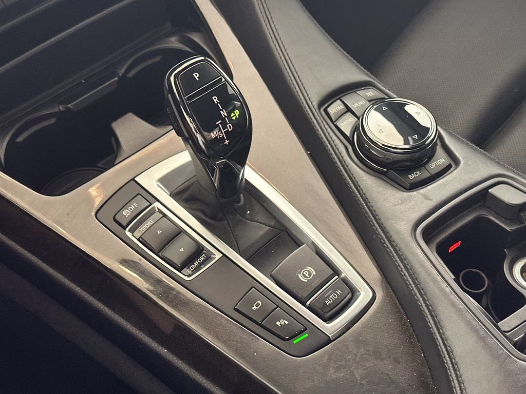 2015 Alpine White BMW 6 Series 640i Gran Coupe RWD Sedan