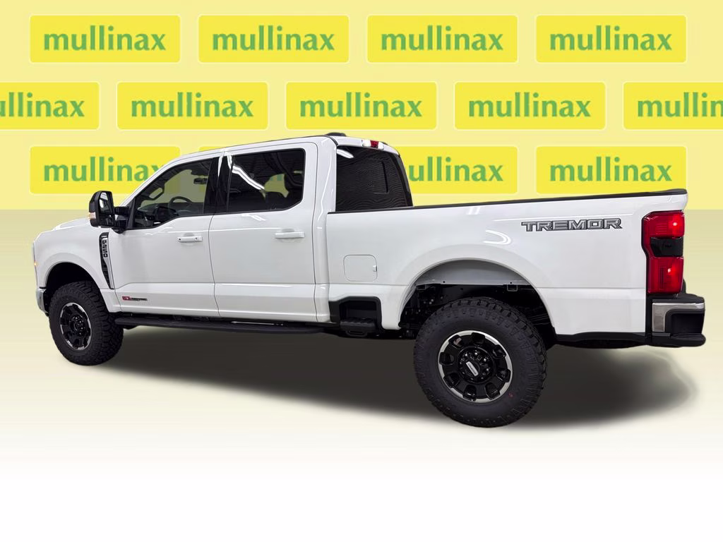 2026 STAR WHITE Ford Super Duty F-250 SRW Lariat Tremor 4X4 Truck