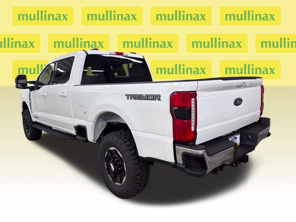 2026 STAR WHITE Ford Super Duty F-250 SRW Lariat Tremor 4X4 Truck