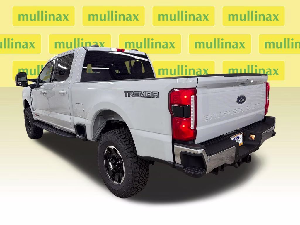 2026 AVALANCHE Ford Super Duty F-250 SRW Lariat Tremor 4X4 Truck