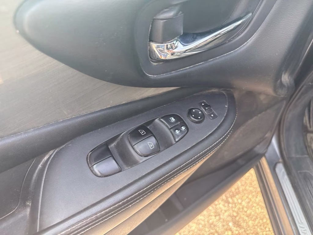 2018 Gun Metallic Nissan Murano S AWD SUV