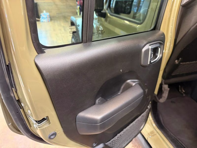 2025 Jeep Wrangler 4 Door Rubicon Sport Utility 4D 4X4