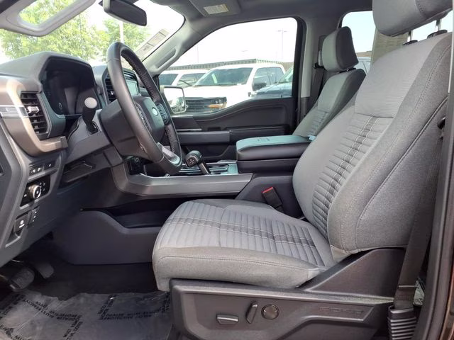 2024 Iconic Silver Metallic Ford F-150 XLT 4X4 Truck