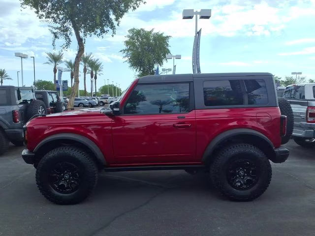 2021 Rapid Red Metallic Tinted Clearcoat Ford Bronco First Edition 4X4 SUV